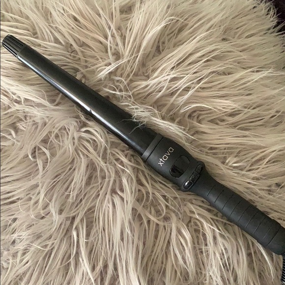 Other - black curling wand